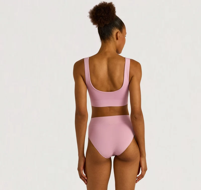 Smooth High-Leg Briefs