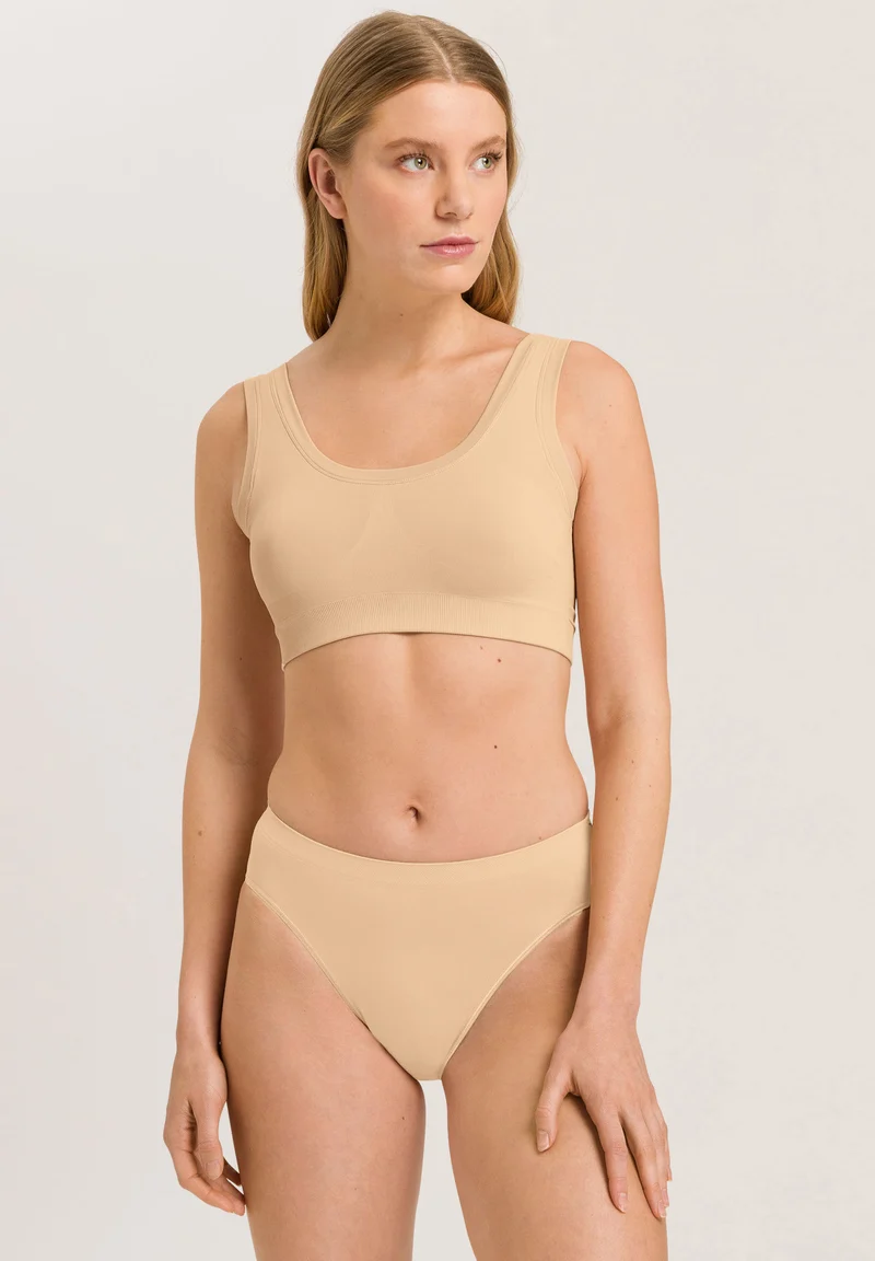 Touch Feeling Padded Crop Top | beige 071806-070274