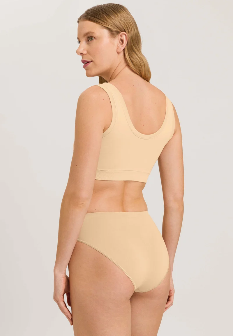 Touch Feeling Padded Crop Top | beige 071806-070274