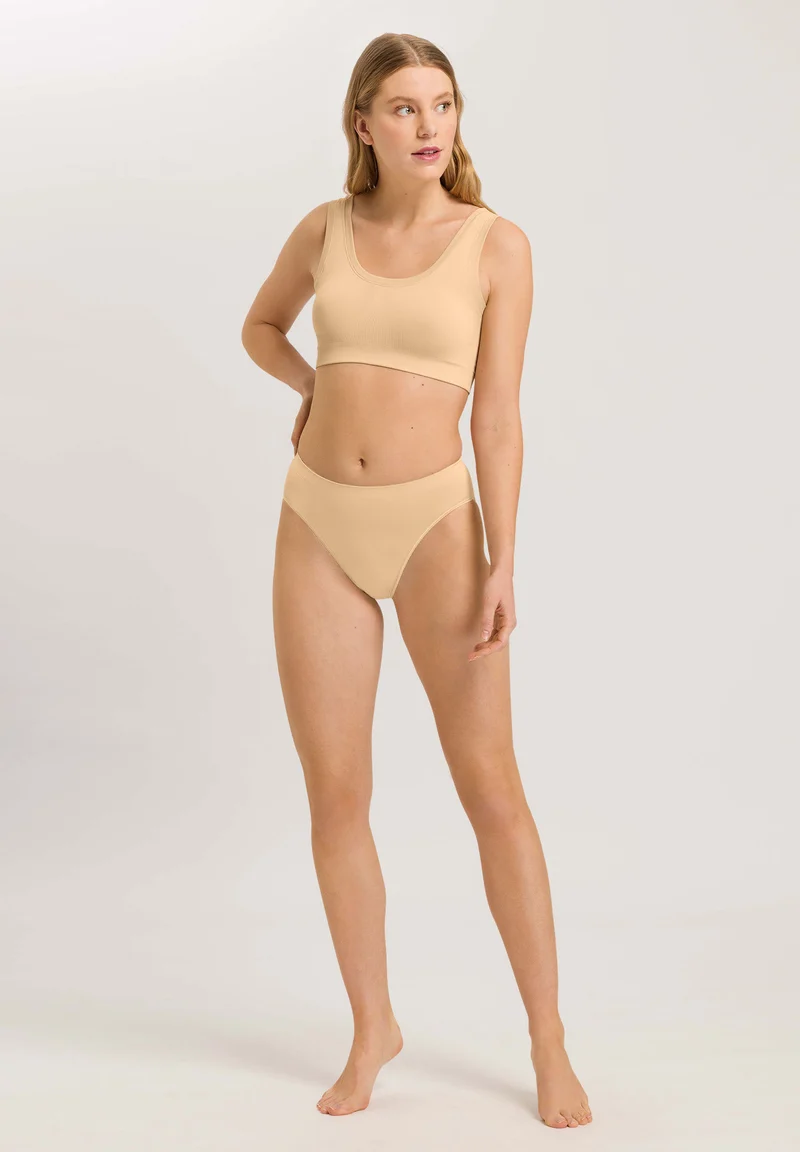 Touch Feeling Padded Crop Top | beige 071806-070274