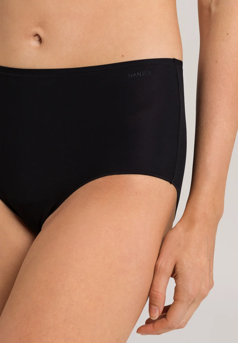 Allure Maxi Briefs | black 071722-070199