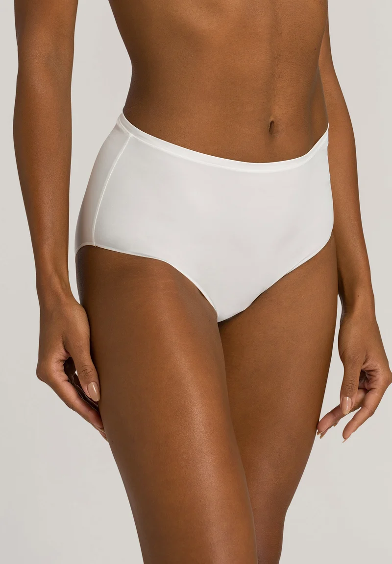 Allure Maxi Briefs | off white 071722-070102