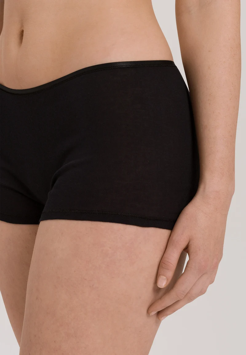 Cotton Seamless Shortleg Pants | black 071631-070019