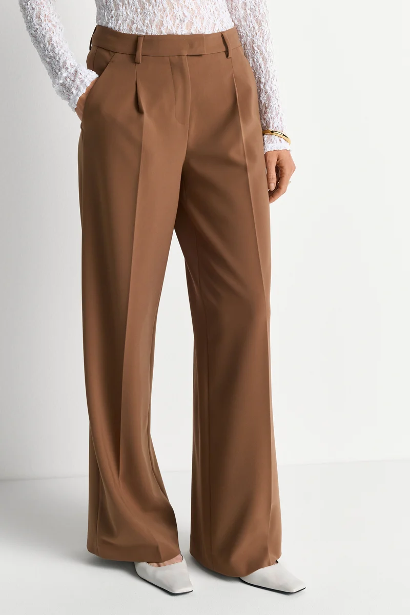 Pleated Wide leg