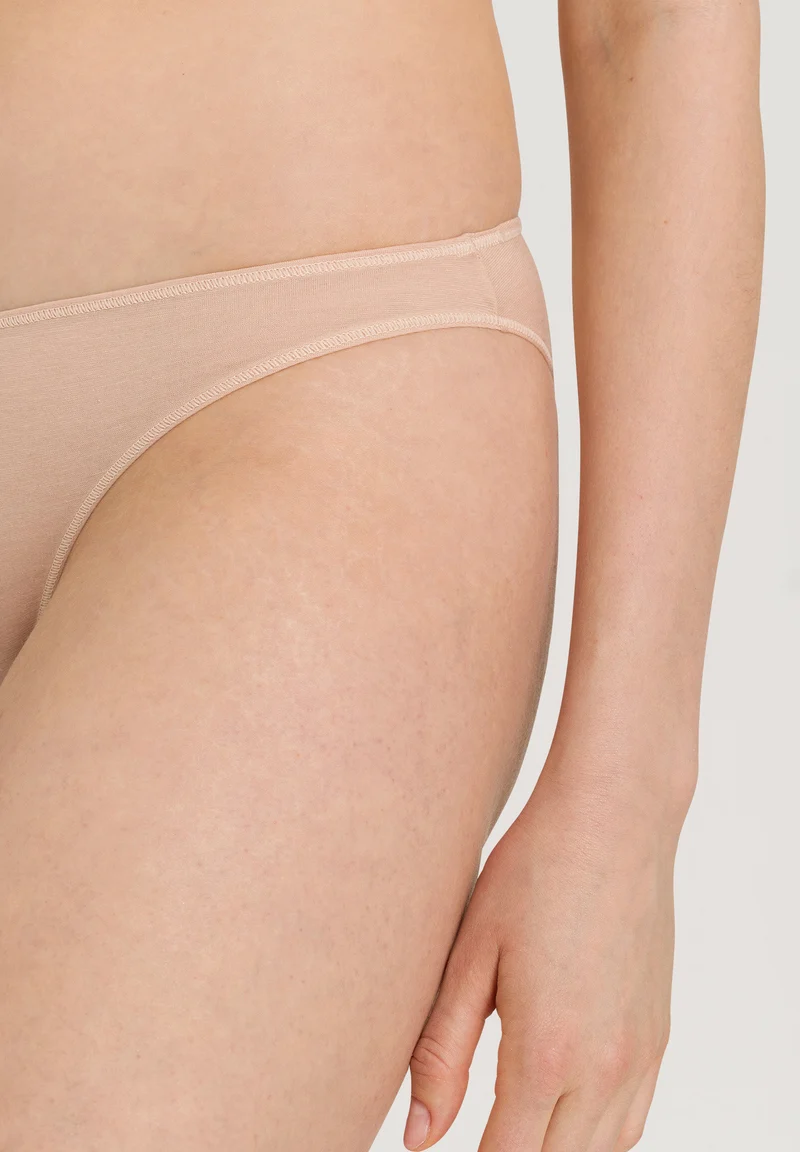 Ultralight Mini Briefs | beige 071818-070274