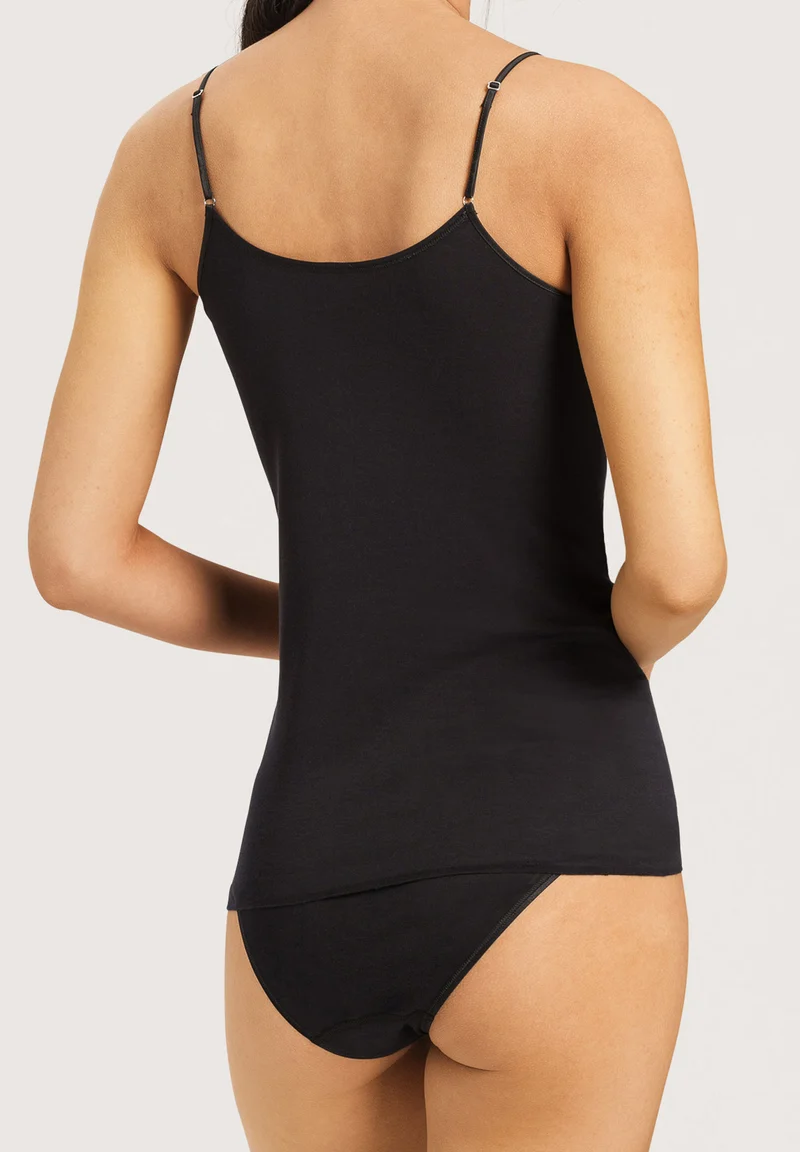 Cotton Seamless Spaghetti Top | black 071600-070019