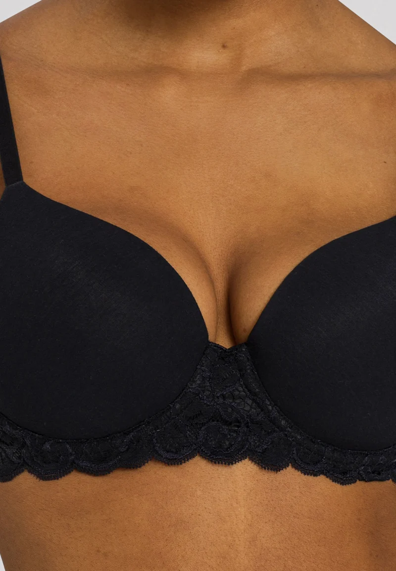 Moments Padded Bra | black 071503-070019