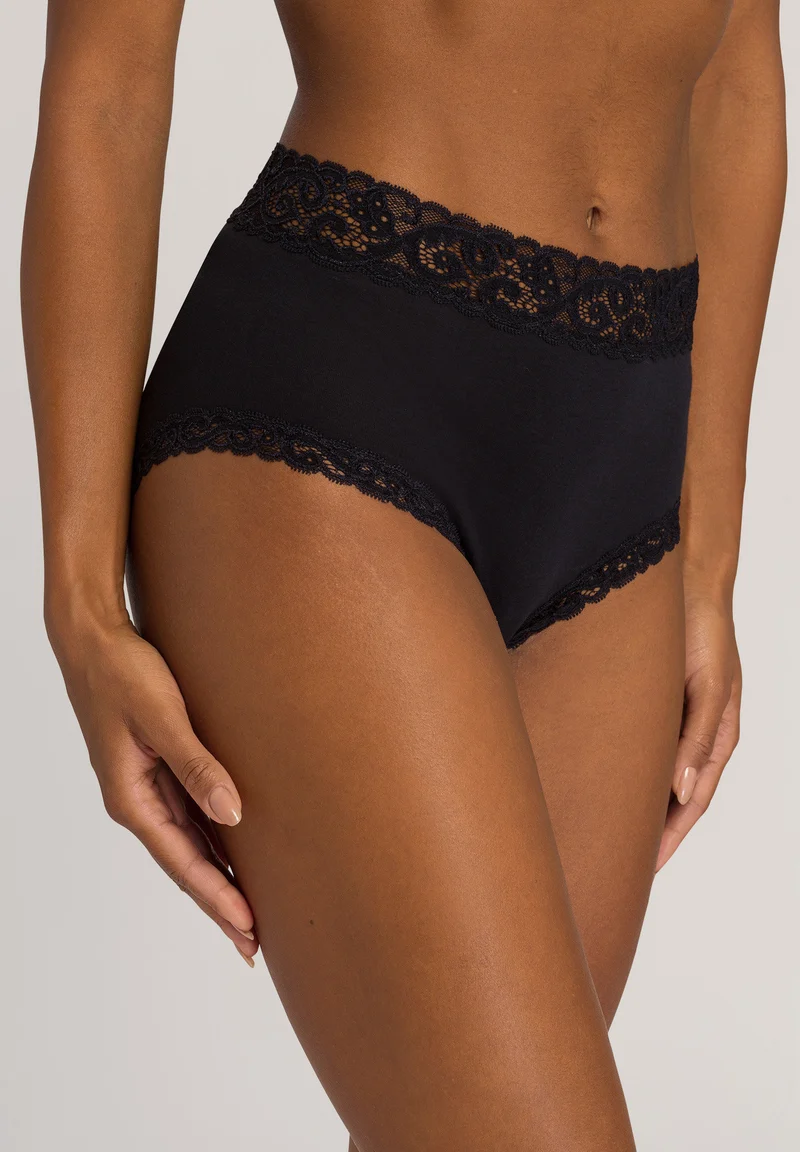 Moments Maxi Briefs | black 071483-070019