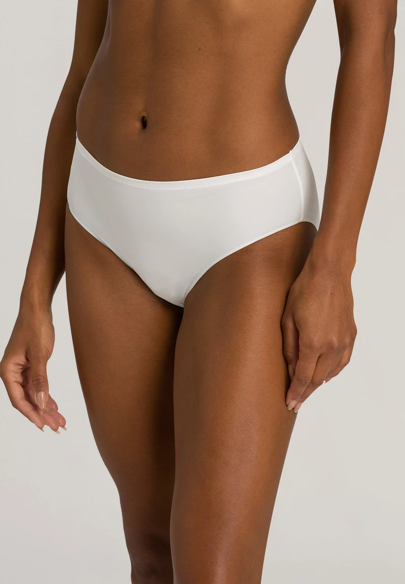 Allure Midi Briefs | off white 071457-070102