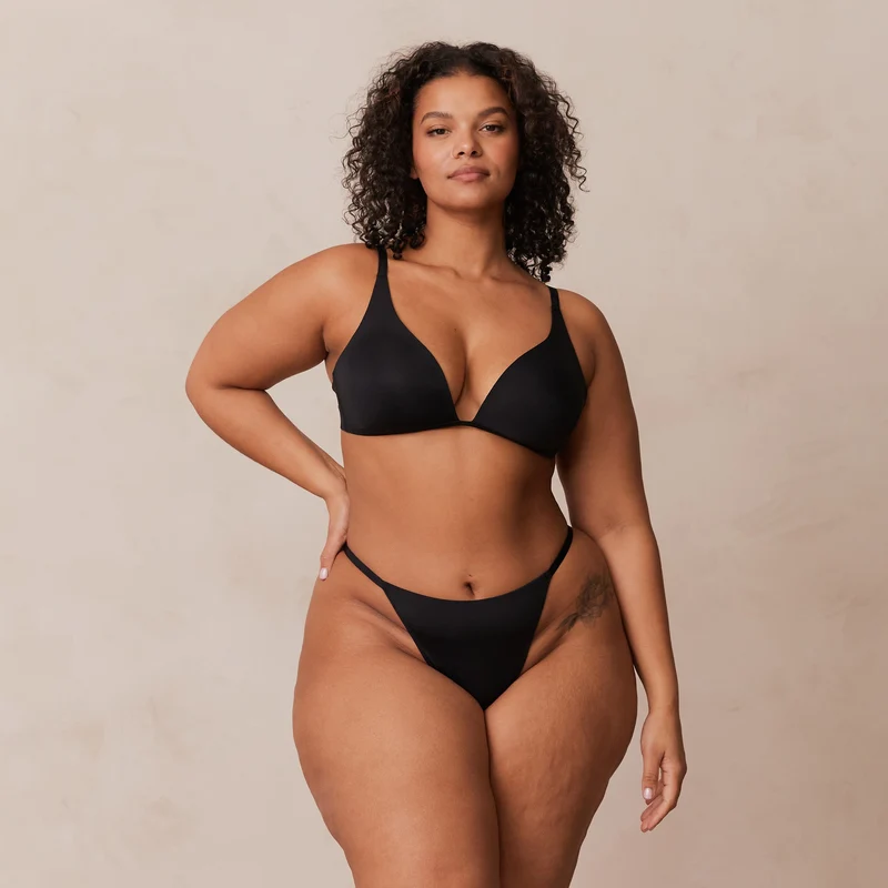 Light Non-Wired Plunge T-Shirt Bra - Black