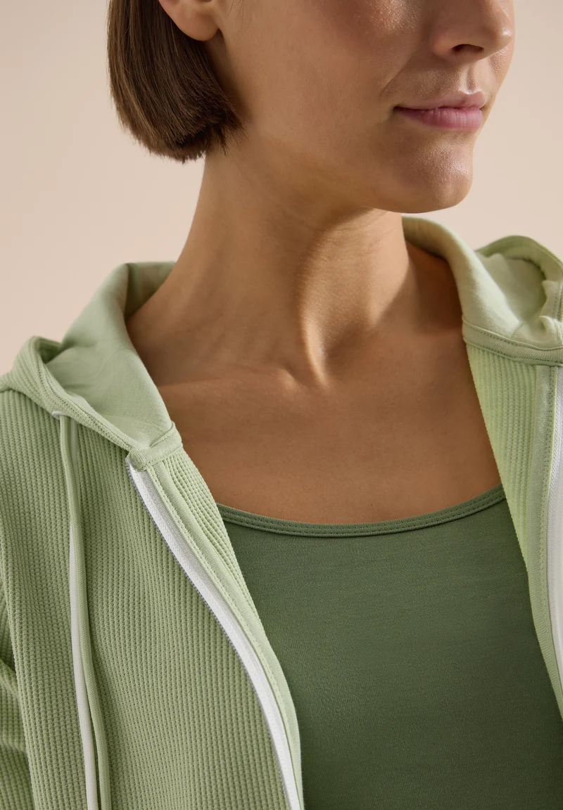 Langarm Jacke mit Kapuze und Struktur