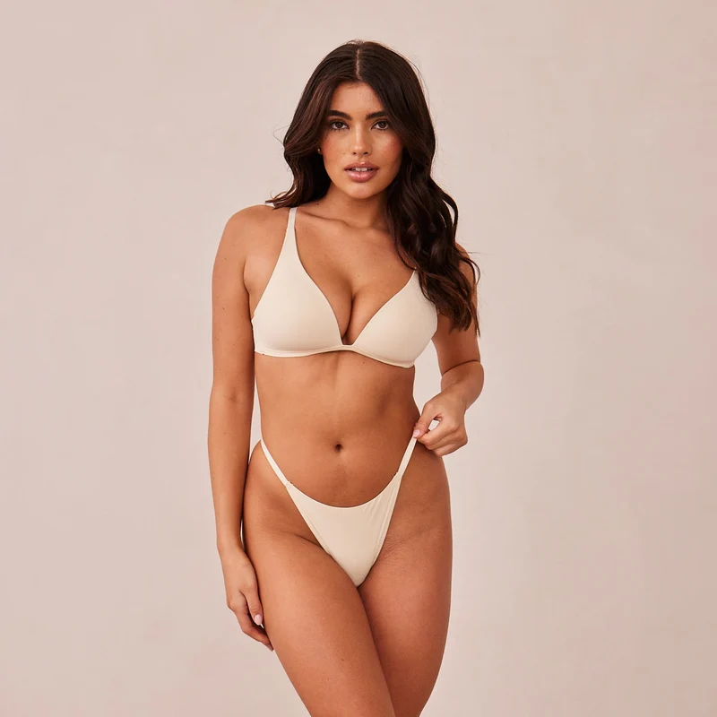 Light Non-Wired Plunge T-Shirt Bra - Latte