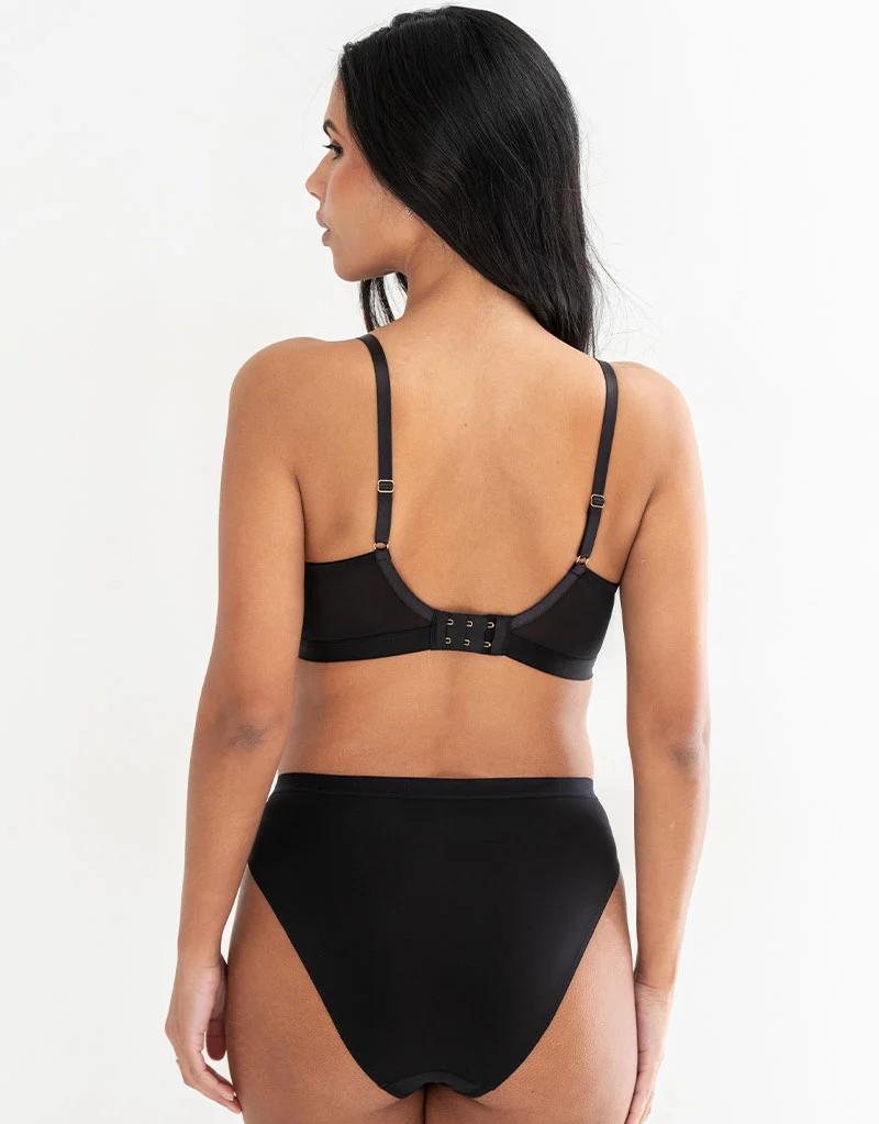 Pour Moi Geo Sculpt Non-Wired Bralette Black