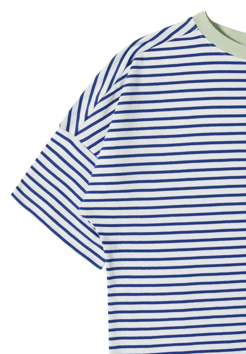 T-Shirt mit Streifen und Kontrastdetail