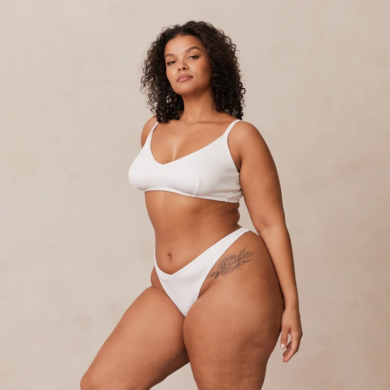 Ribbed Triangle BH - Weiß