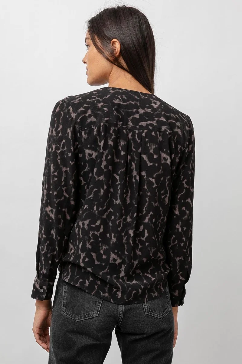 Hillary Diffused Cheetah Top