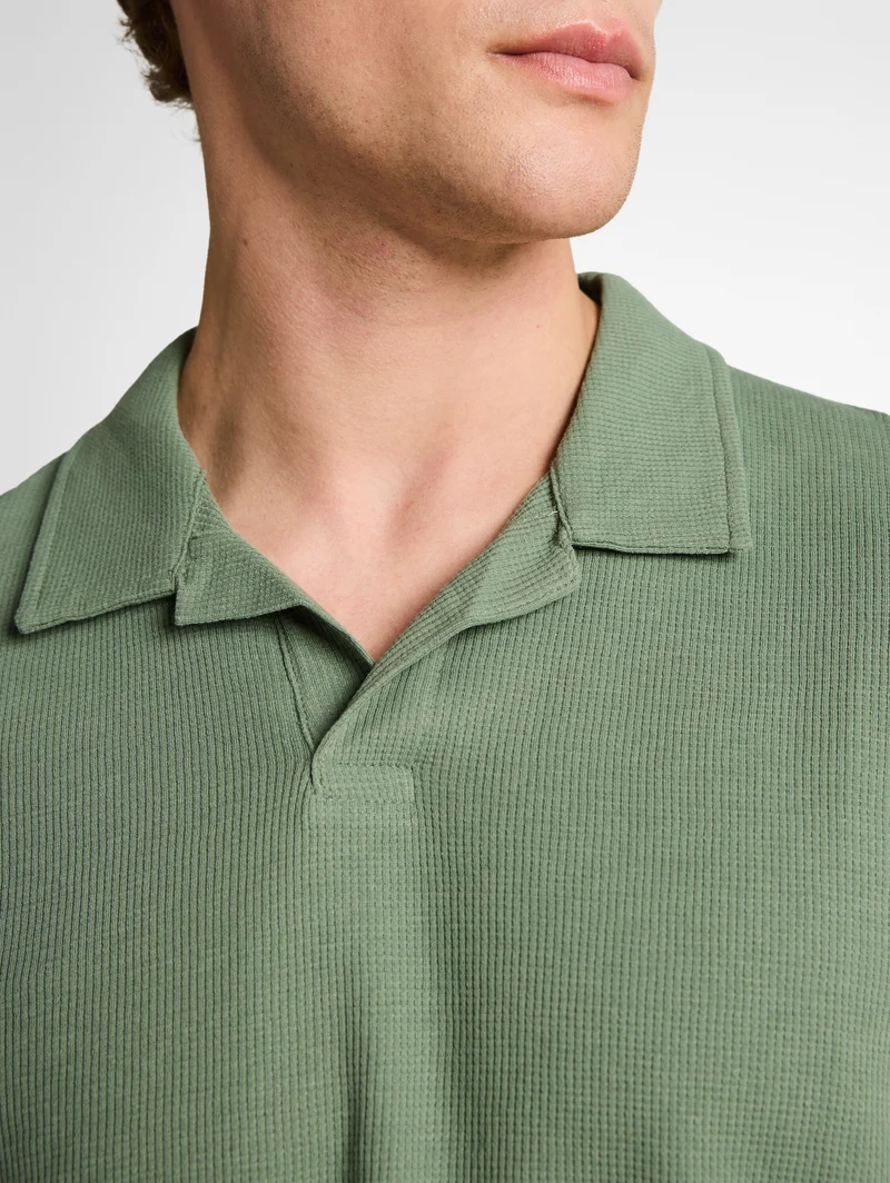 Relaxed Fit Resort Poloshirt mit Waffelstruktur