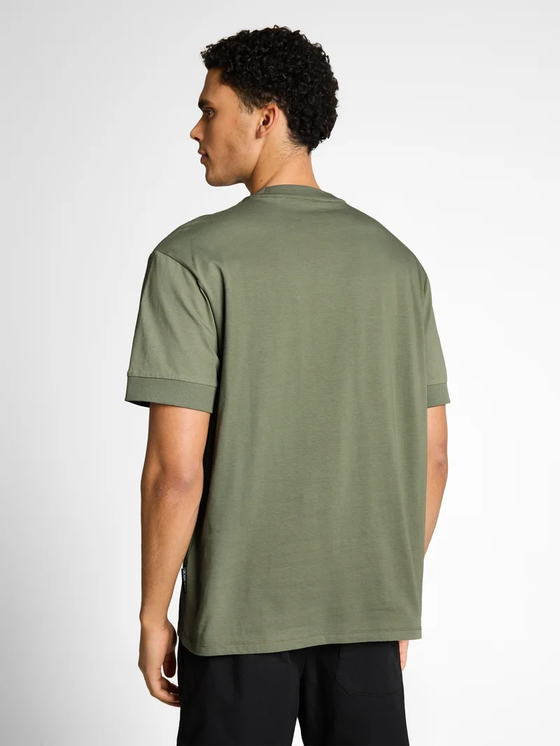 Relaxed Fit T-Shirt mit Rippbündchen