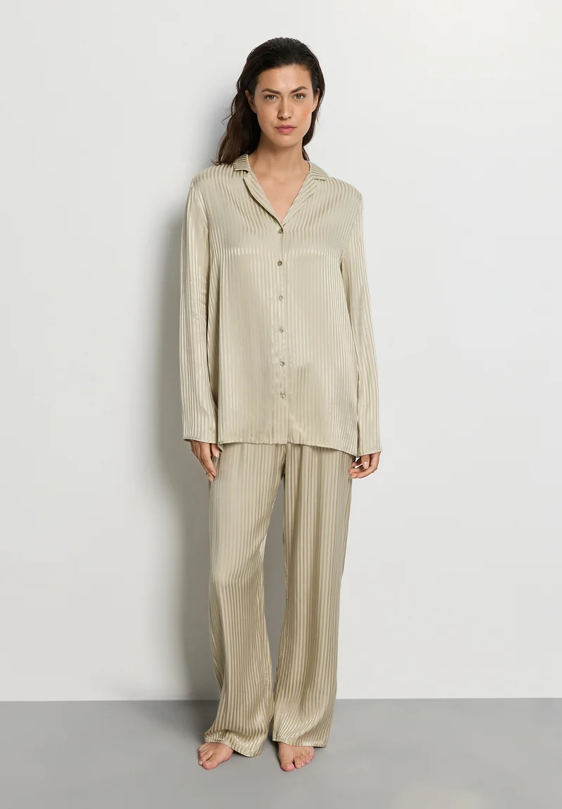 Sleep & Lounge L/SLV Bigshirt
