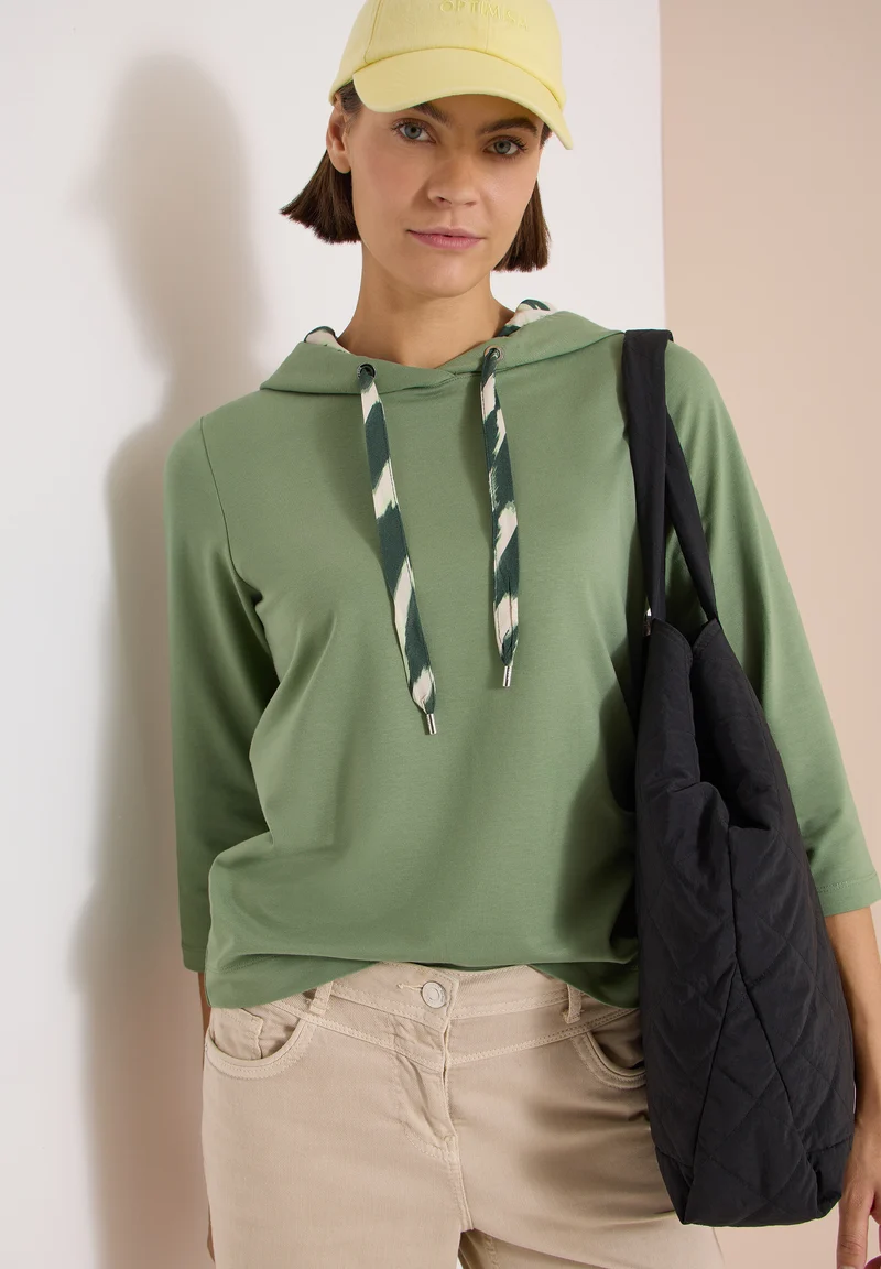 3/4-Arm Shirt mit Kapuze und Printdetails