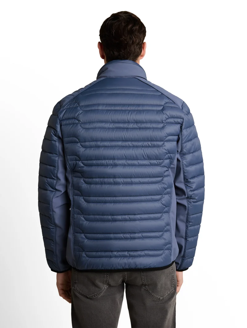 Lightweight Hybrid Steppjacke mit Stehkragen