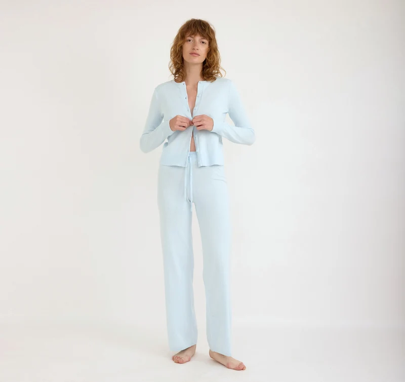 Soft Knit Slim Cardigan