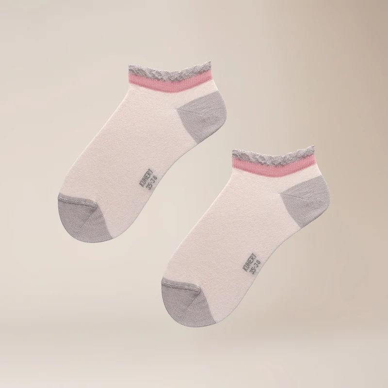ELEGANT ESSENTIAL