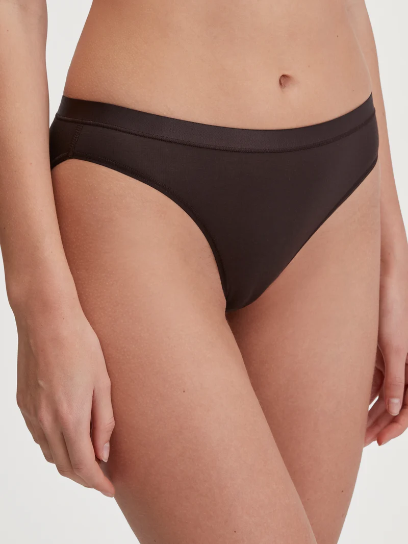 WOMEN Brief