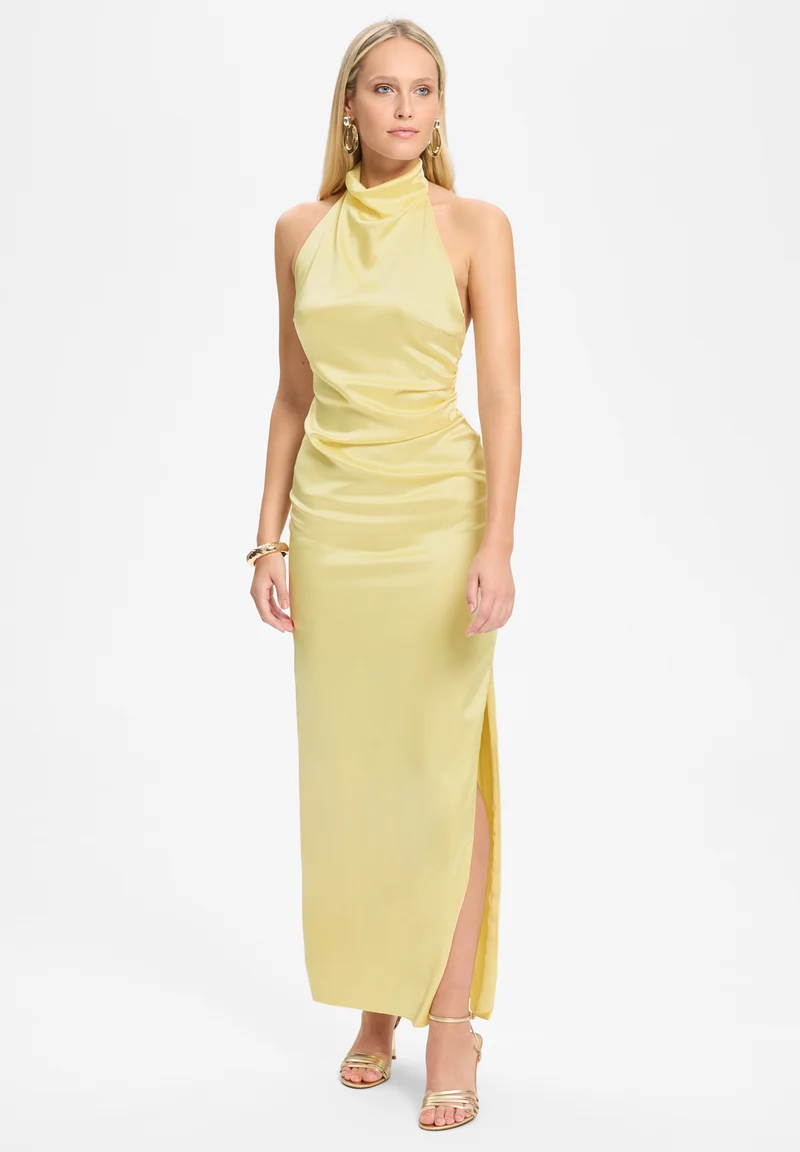 Figurbetontes Abendkleid aus Stretch Satin mit Drapierung am Kragen