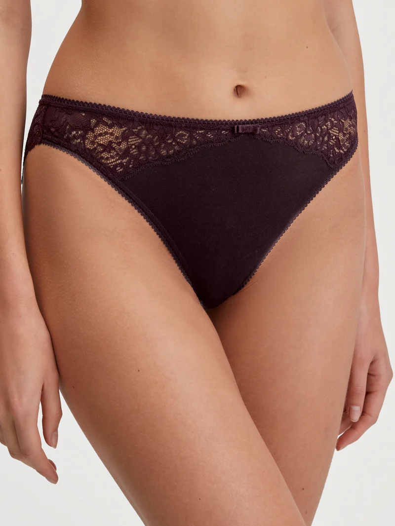 WOMEN Brief