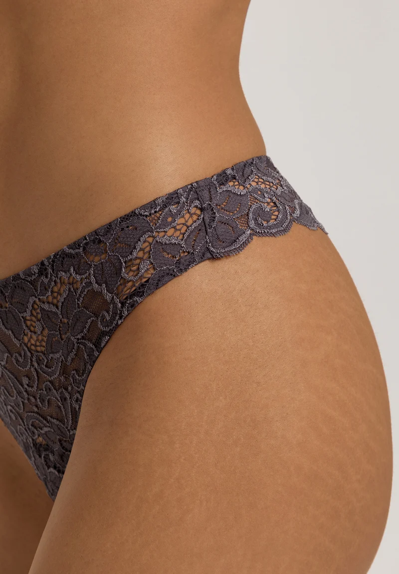 Moments Thong