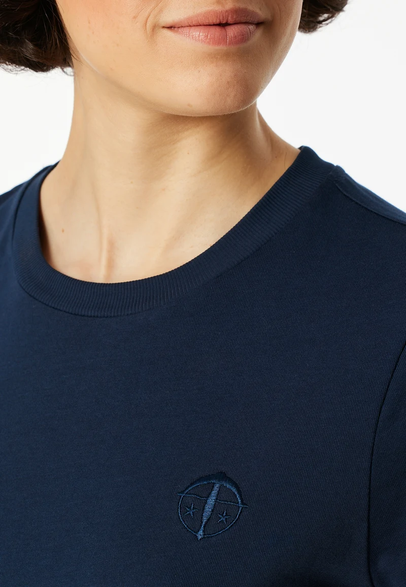 Shirt 1/2