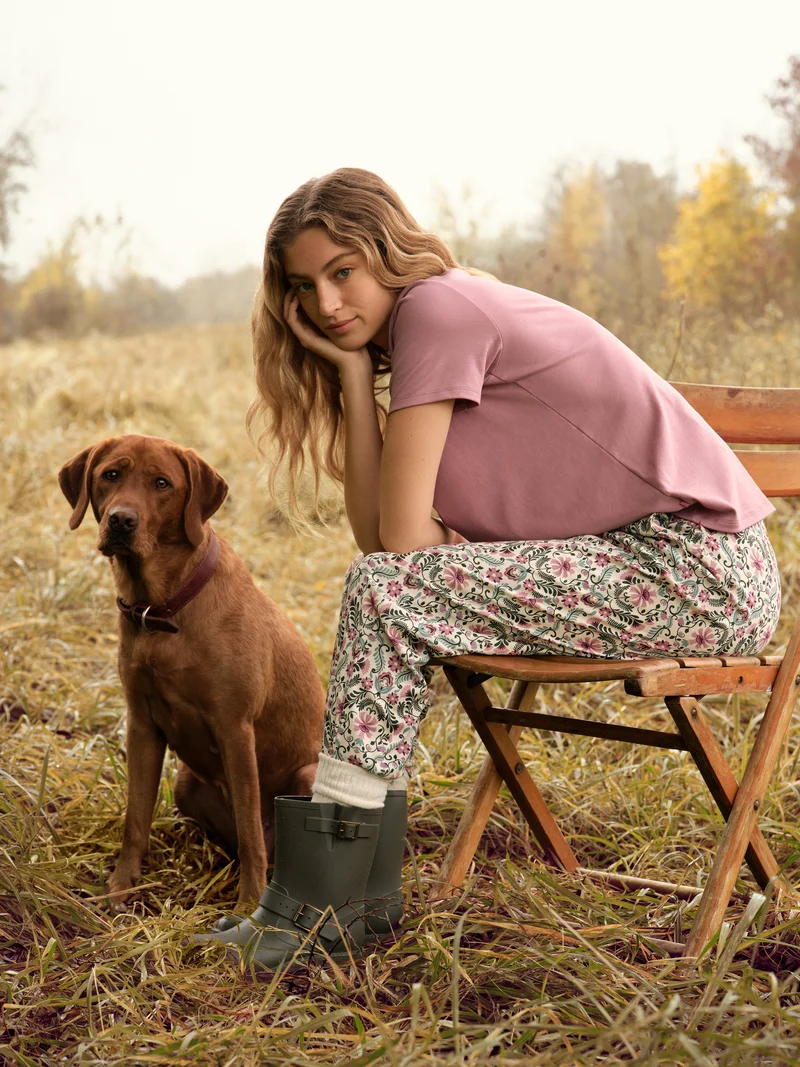 WOMEN Pants