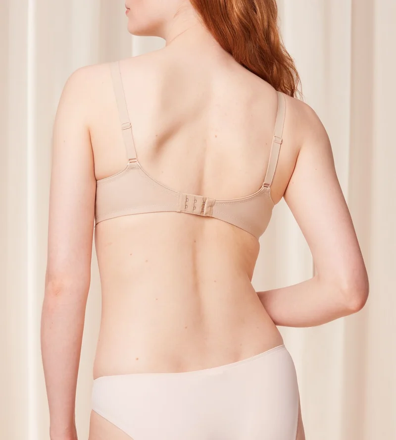 Triumph – Moderner BH aus vorgeformter Spitze und Baumwolle, neutrales Beige
