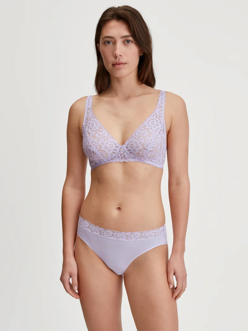 WOMEN Brief