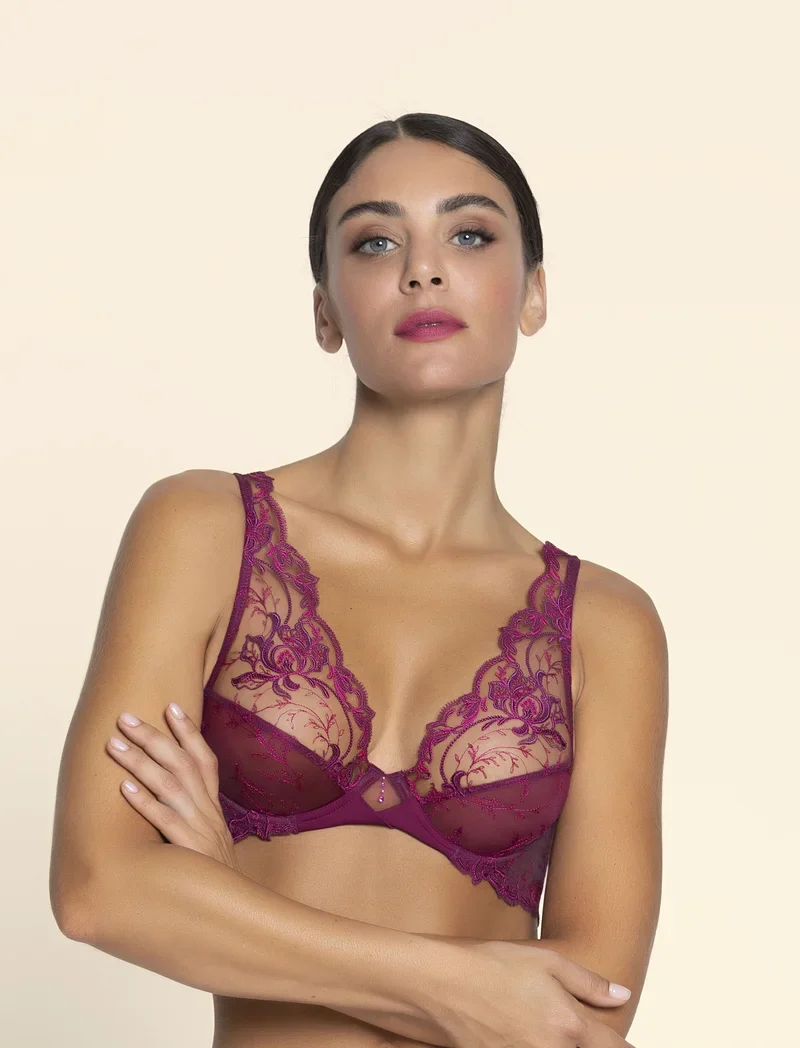 Lise Charmel - Source Beaute Glam Wired Triangle Source Amarante