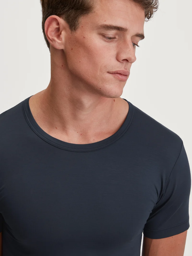 MEN T-shirt