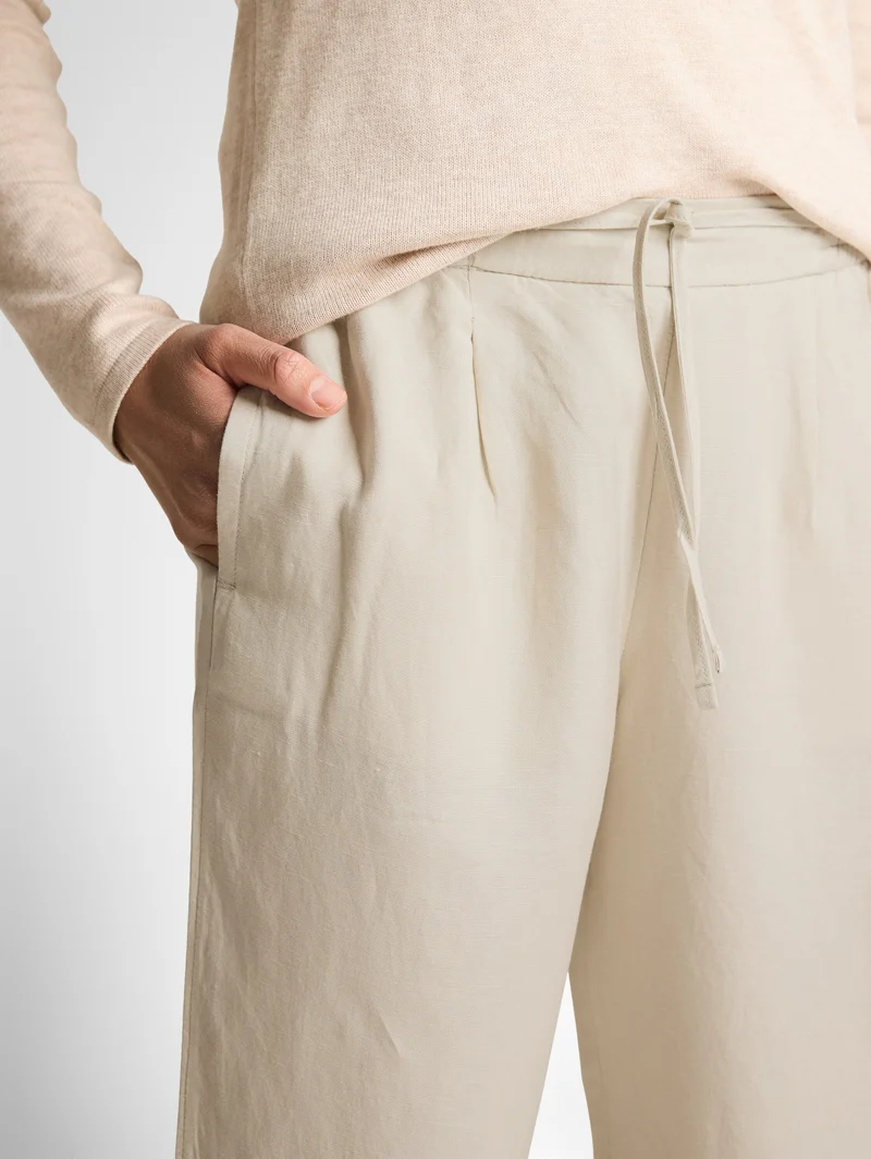 Loose Fit Hose mit Leinenanteil