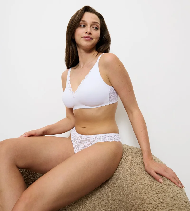 Triumph - Amourette Hipster String Weiß