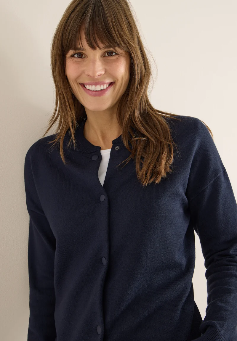 Cosy College Cardigan