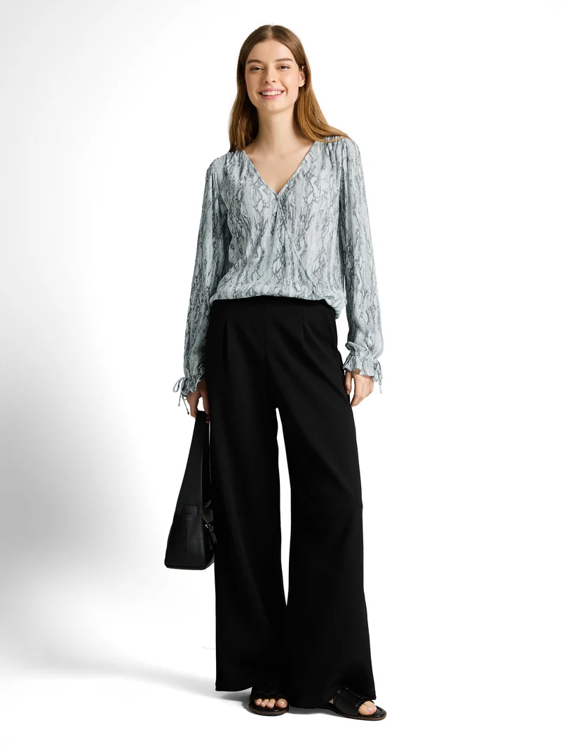 Crinkle Wickelbluse mit Schlangenprint