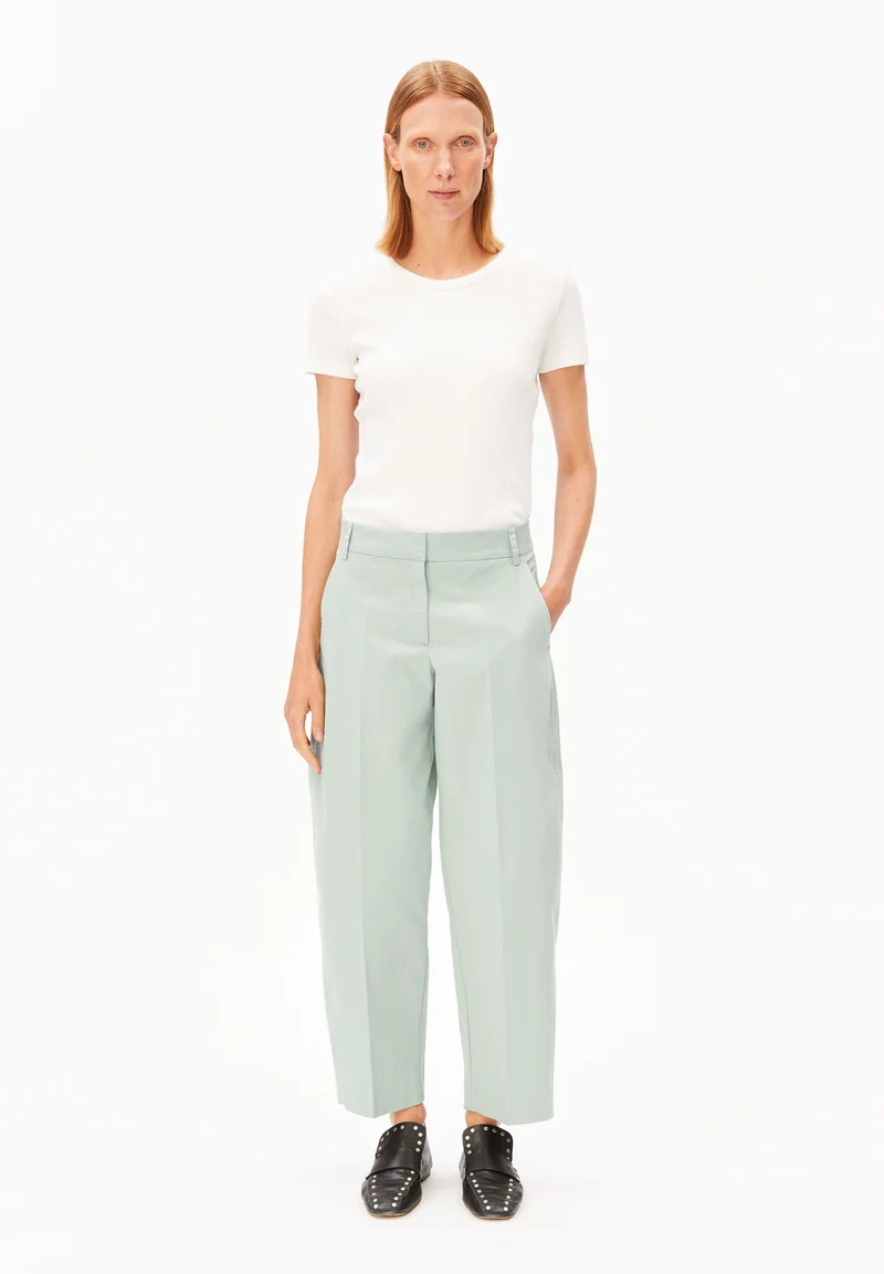 BARREL LEG TWILL PANT
