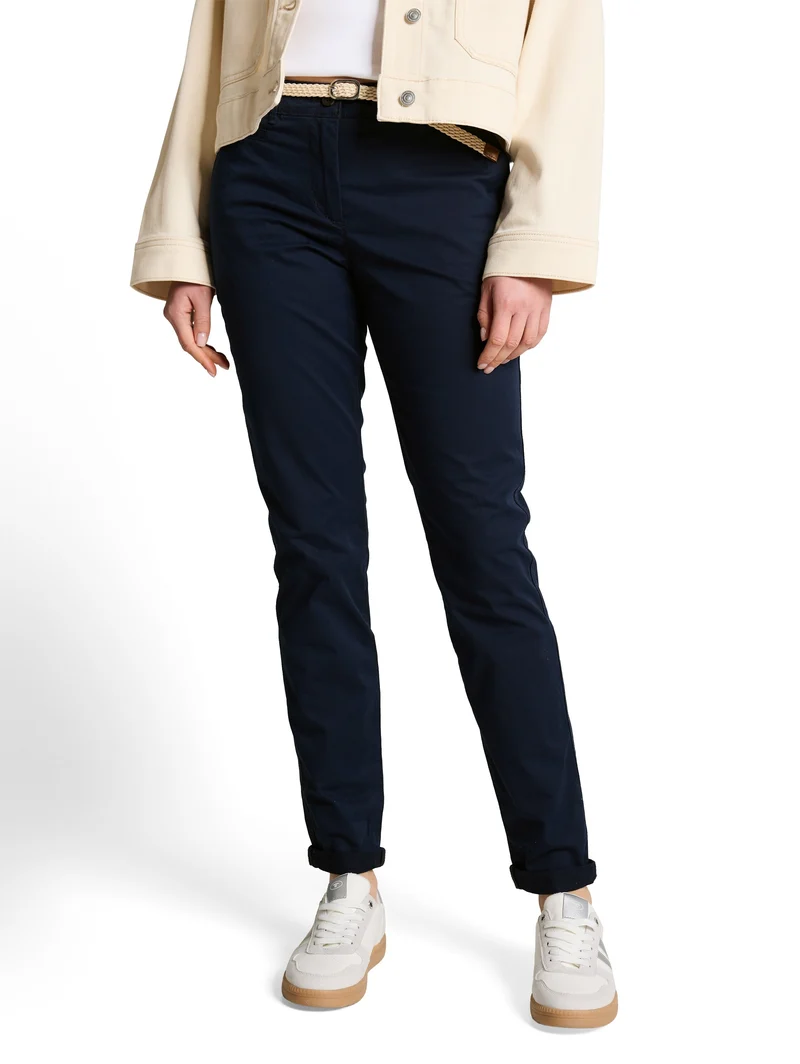 Slim Chino Hose mit Gürtel
