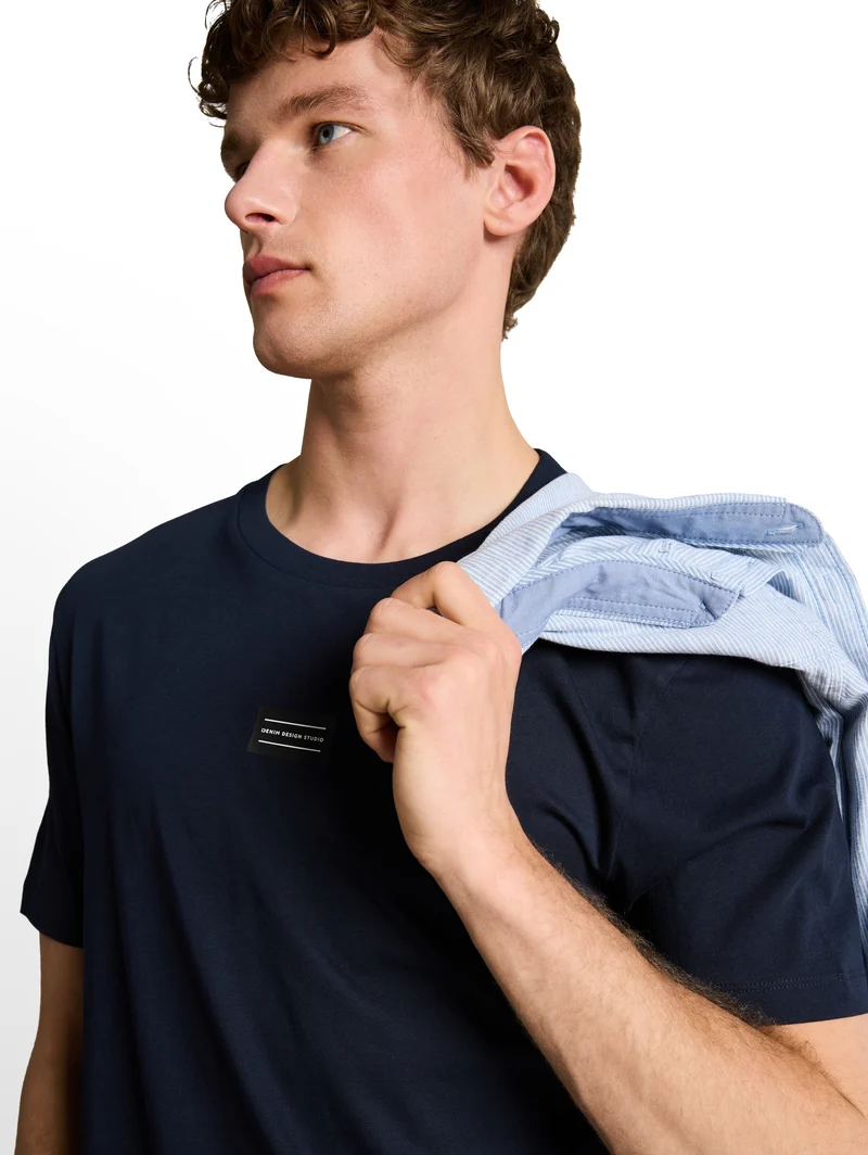 Basic T-Shirt mit Logo-Print
