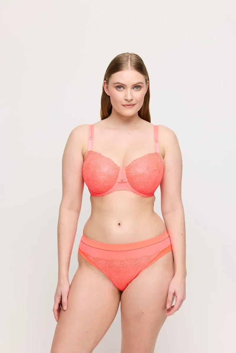 Primadonna - Sophora Thong Spritz