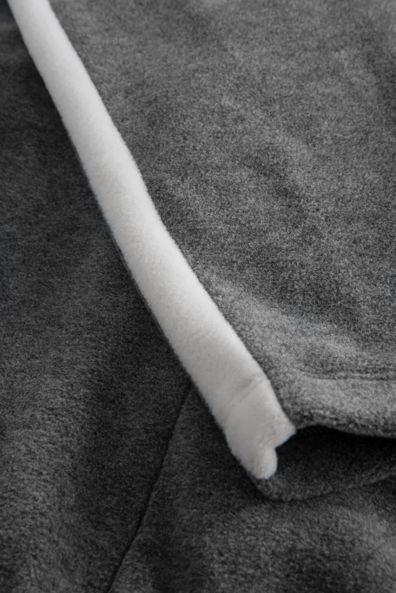 Lounge Suit 3883158