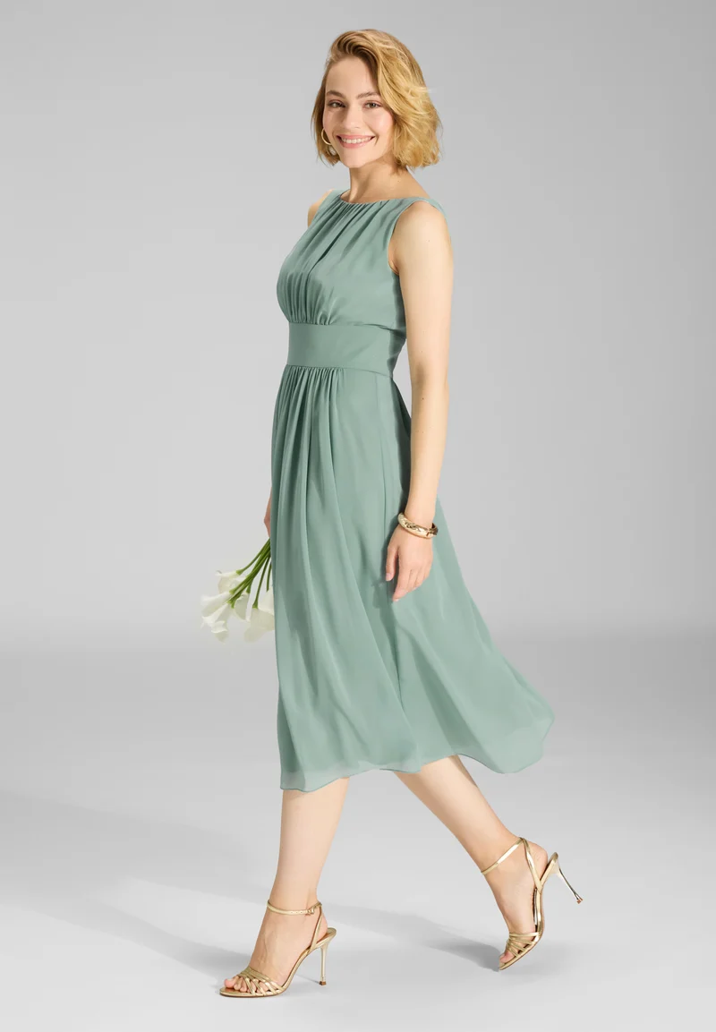 Chiffonkleid mit Taillenpasse
