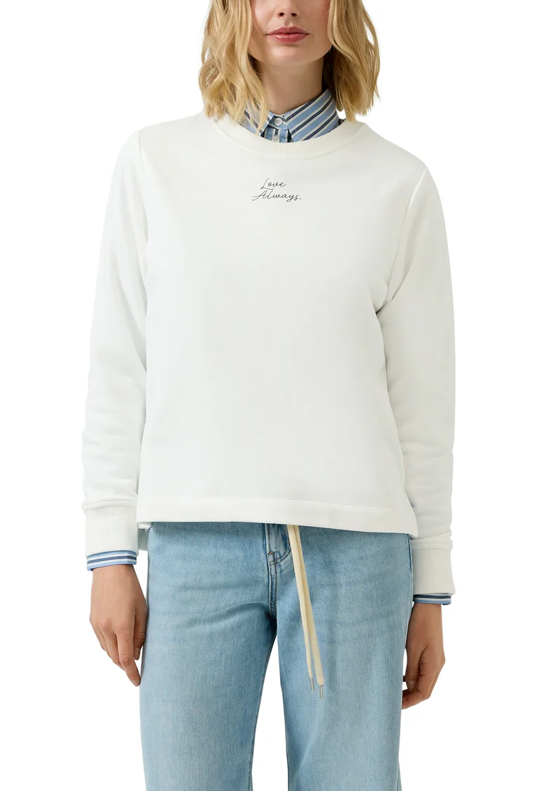 Sweatshirt