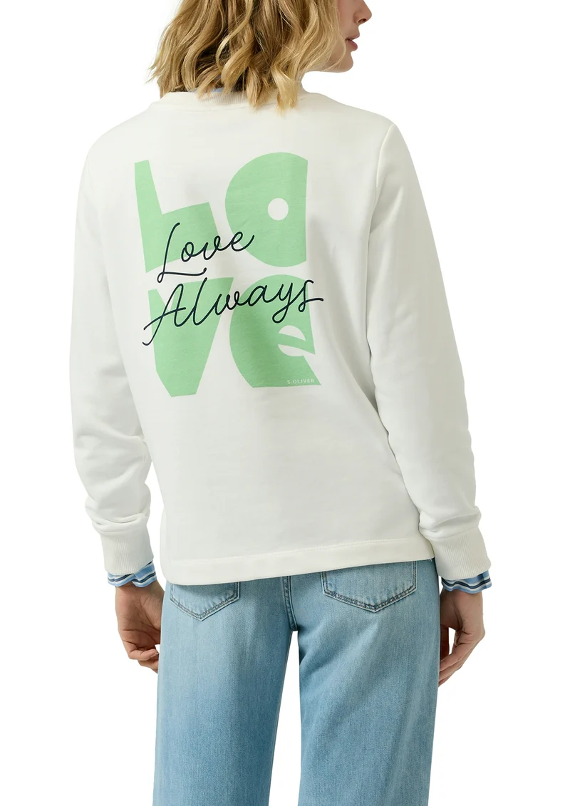 Sweatshirt