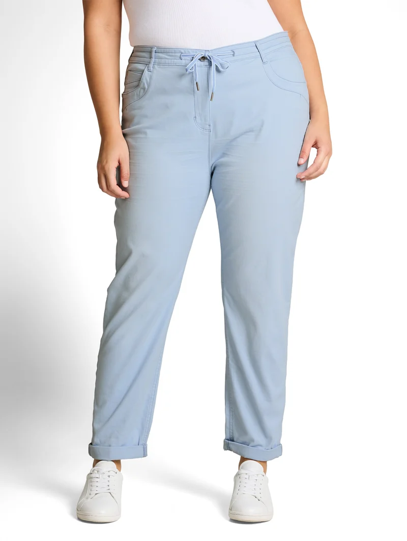 Plus Size - Cropped Slim Hose